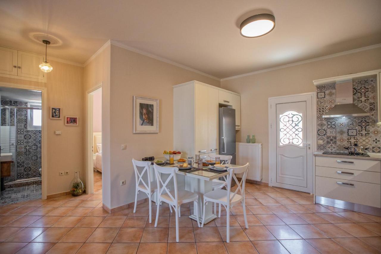 Dina Apartments Argostoli Exterior foto